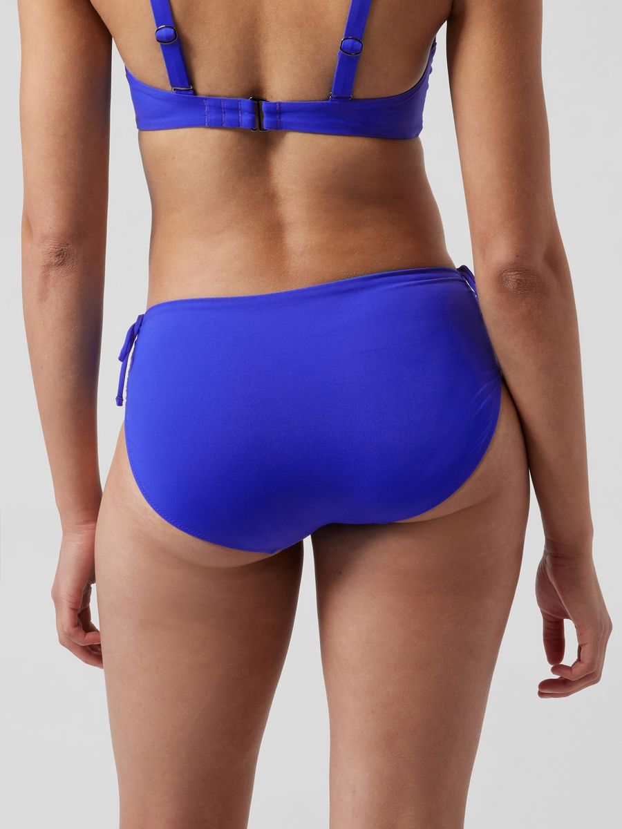 Athleta_2